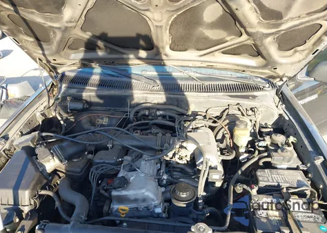 1999 Toyota Tacoma Prerunner z USA, uszkodzony, nr VIN 4TASM92N8XZ521611